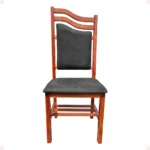 Estrutura reforçada da Cadeira Efraim em madeira natural