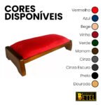 Ajoelhador de madeira com joelheira estofada – ideal para momentos de oração e devoção.